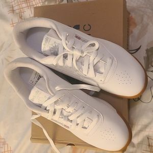 Reebok sneaker